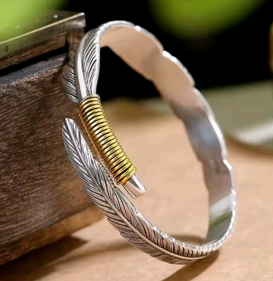 Vintage Worn🪶 Feather Style Cuff Bracelet|1012019